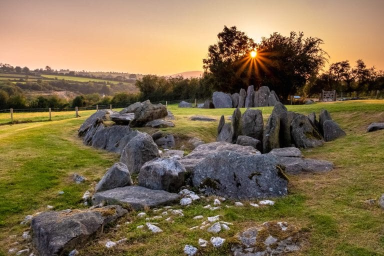 Lingaun Valley Knockroe Passage tomb, Co Tipperary